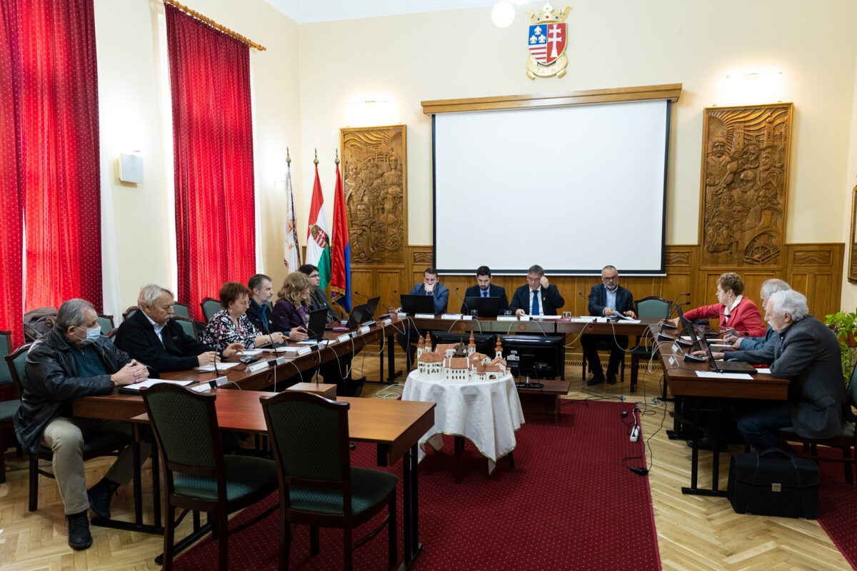 Kiemelt kép a Rendkívüli ülésen tárgyaltak a képviselők című bejegyzéshez