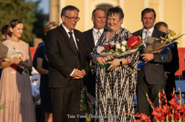 Kiemelt kép a Tata Városáért kitüntetés bronz fokozatában részesült Papp Lászlóné című bejegyzéshez