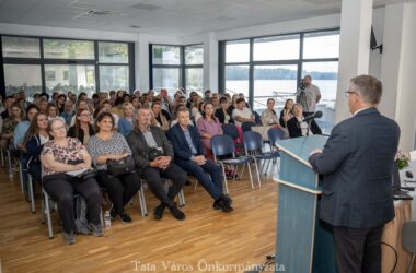 Kiemelt kép a Hetedik alkalommal rendezték meg Tatán a vármegyei pszichiátriai konferenciát című bejegyzéshez