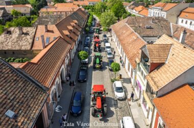 Kiemelt kép a A Jávorka Iskola traktoros felvonulásával megkezdődött a ballagási szezon című bejegyzéshez