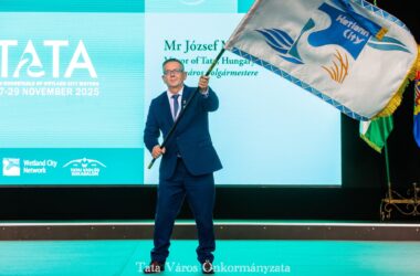 Kiemelt kép a „A föld egy különleges darabja van ránk bízva…” – Megkezdődött a Ramsari Városok polgármestereinek tatai találkozója című bejegyzéshez