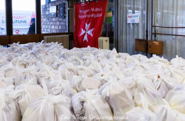 Kiemelt kép a Hat hétvégén zajlik a téli ételosztás című bejegyzéshez