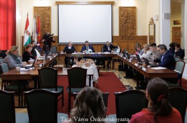 Kiemelt kép a Megtartotta idei első ülését a képviselő-testület című bejegyzéshez