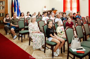 Kiemelt kép a Megnyílt a XXIII. Tatai Művészeti Tábor című bejegyzéshez