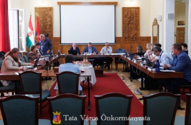 Kiemelt kép a Üléseztek a képviselők a Városházán című bejegyzéshez