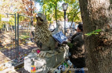 Kiemelt kép a Megújulnak az angolkerti griffek című bejegyzéshez